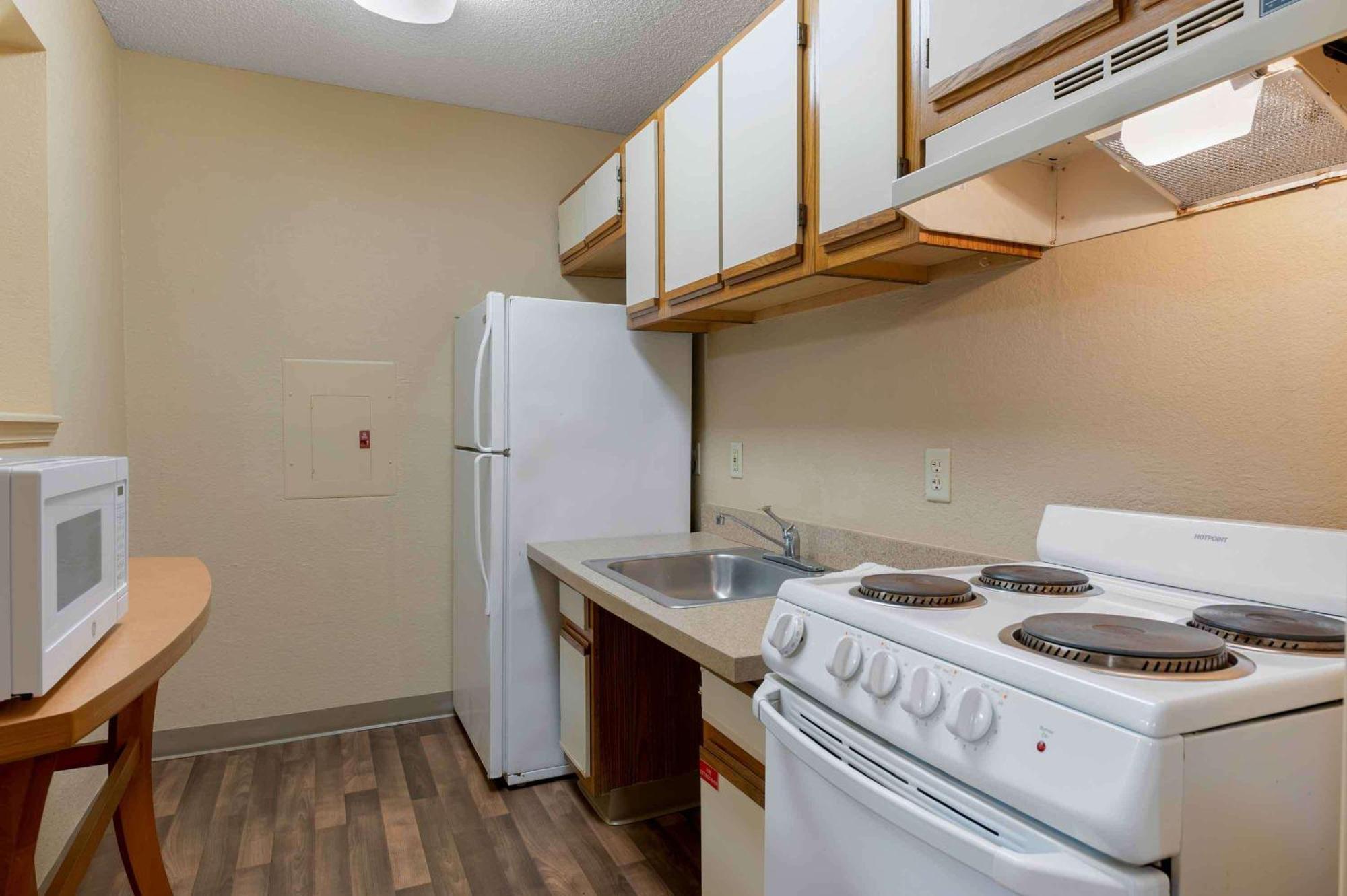 Extended Stay America Suites - Oklahoma City - Northwest Exteriör bild